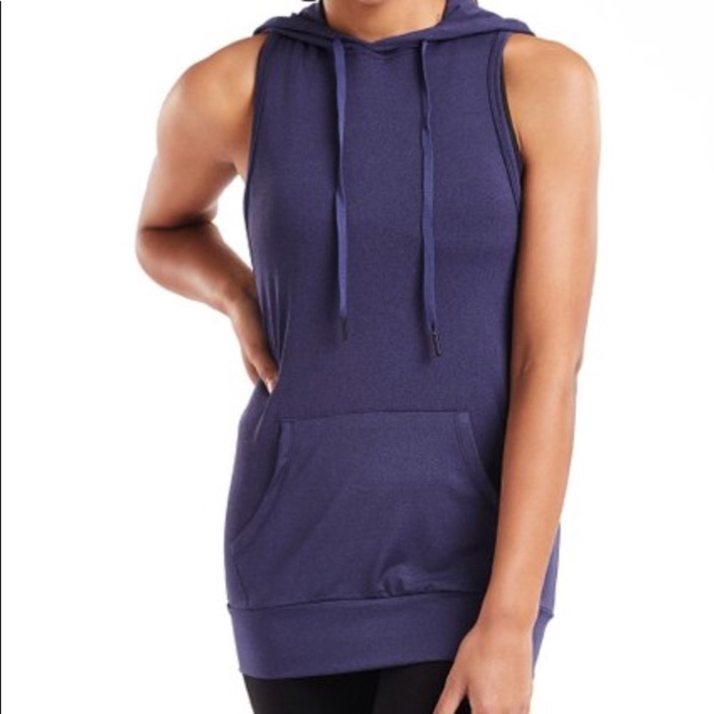 Tahari sport Navy sleeveless light hoodie